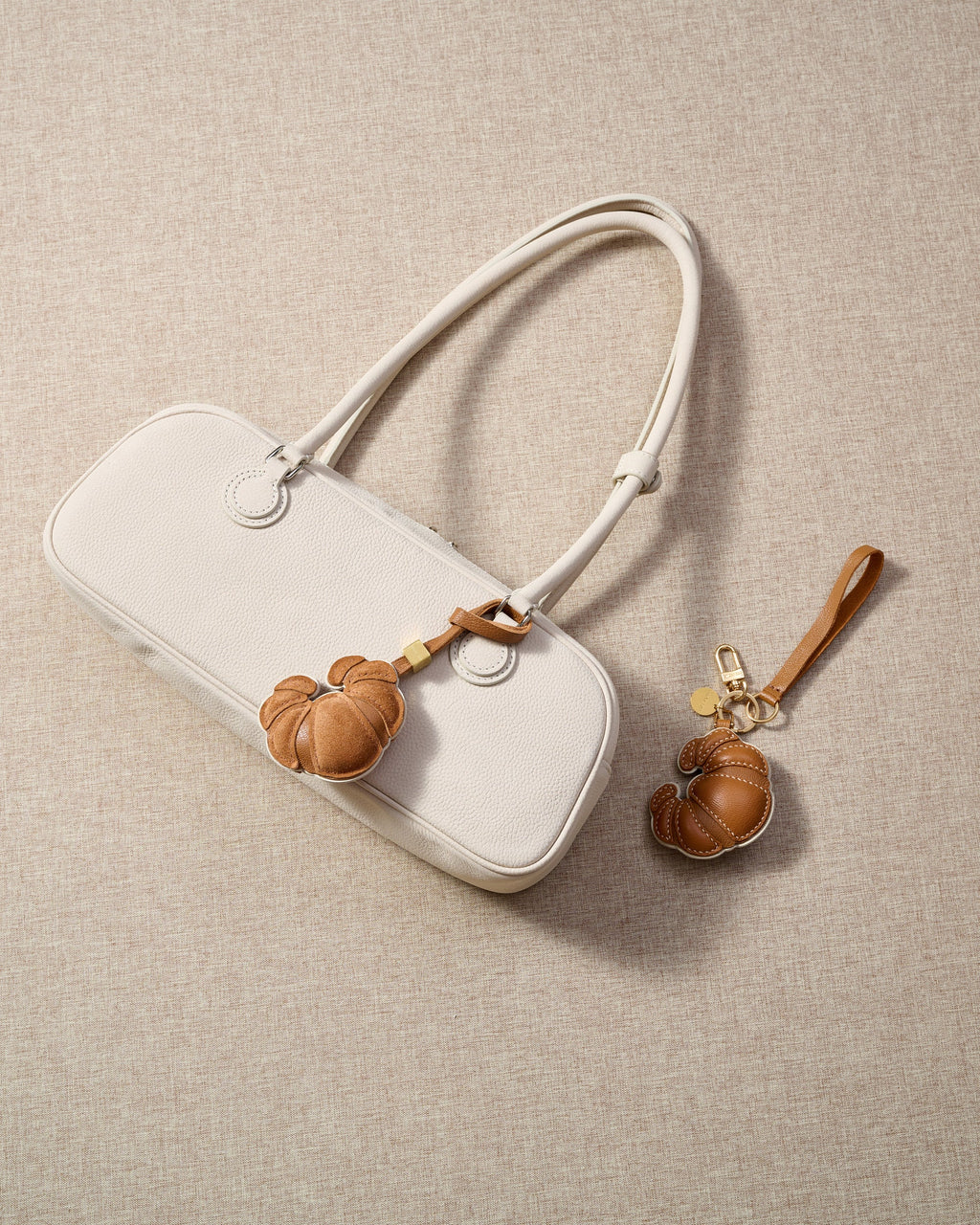 CROISSANT CHARM