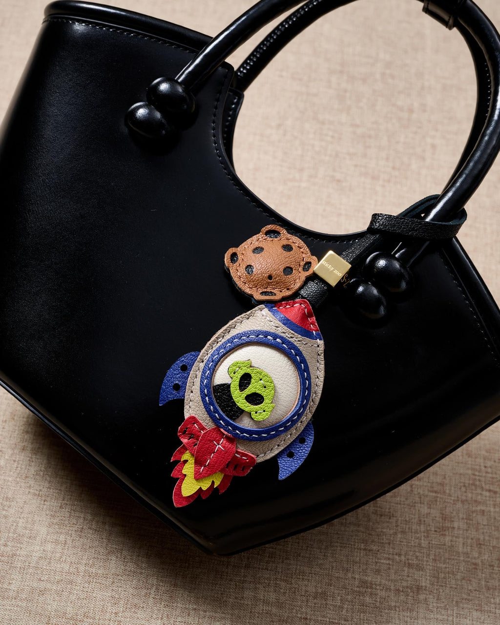 UFO COOKIE BLAST ROCKET CHARM