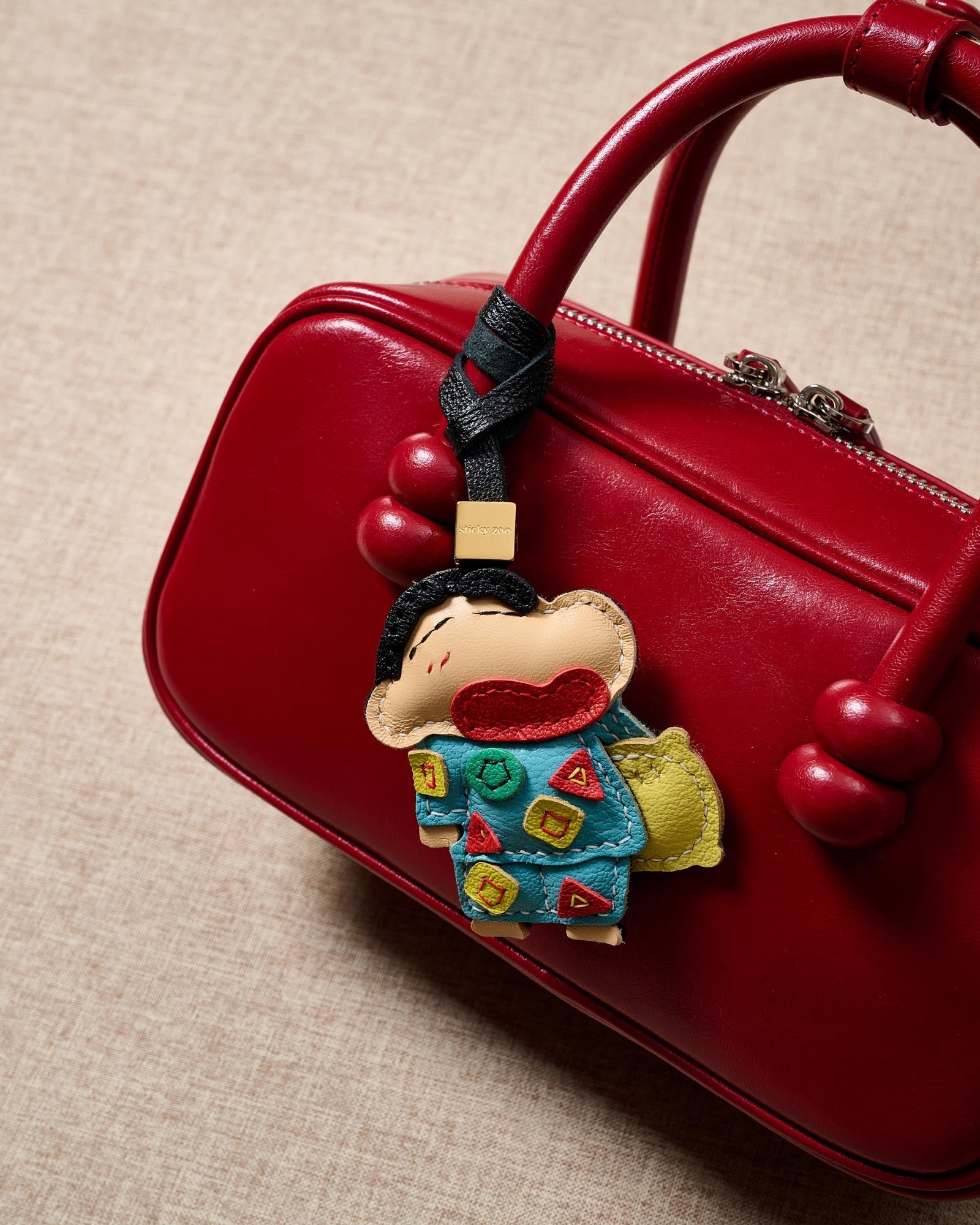 CRAYON SHINCHAN CHARM