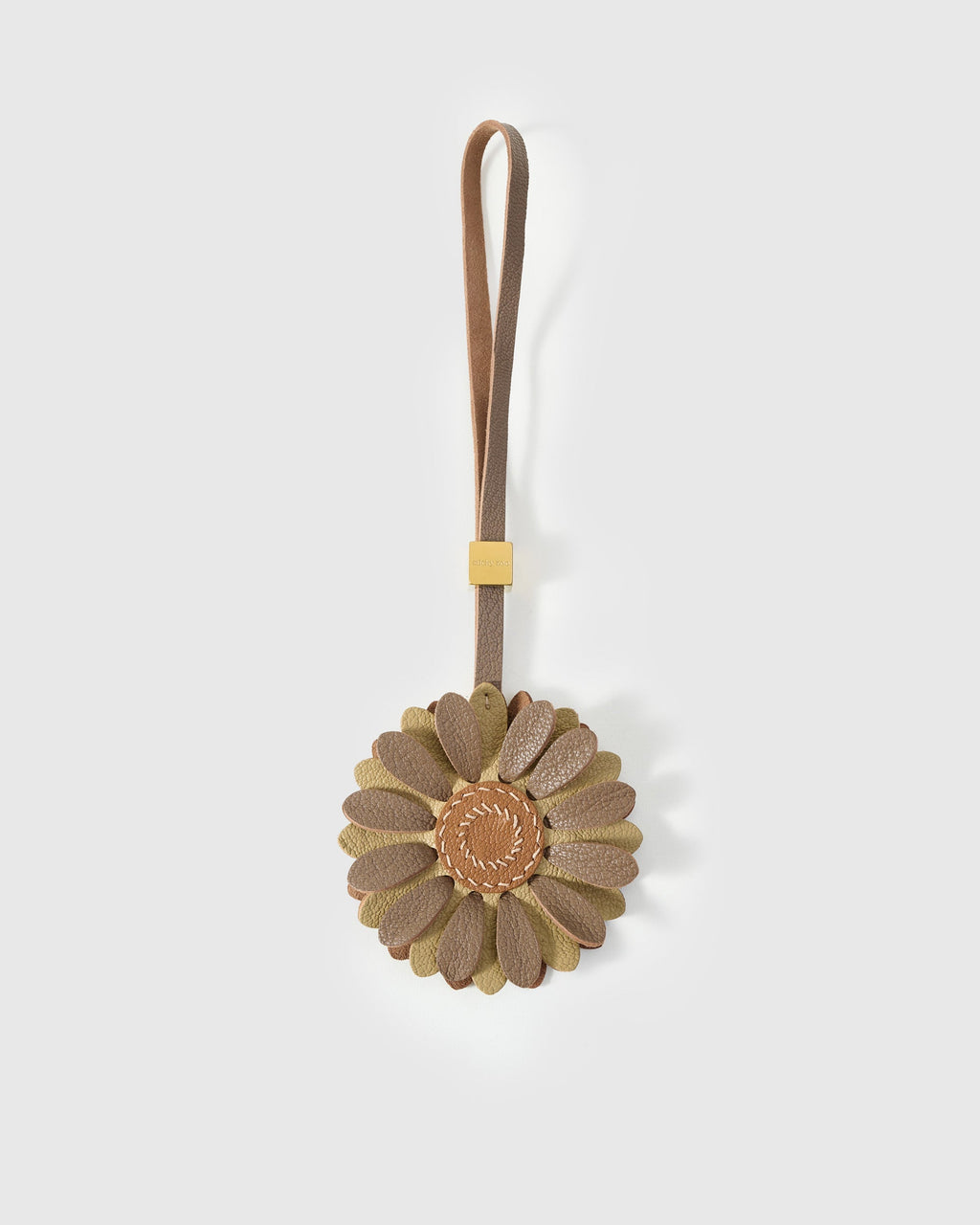 DAISY CHARM